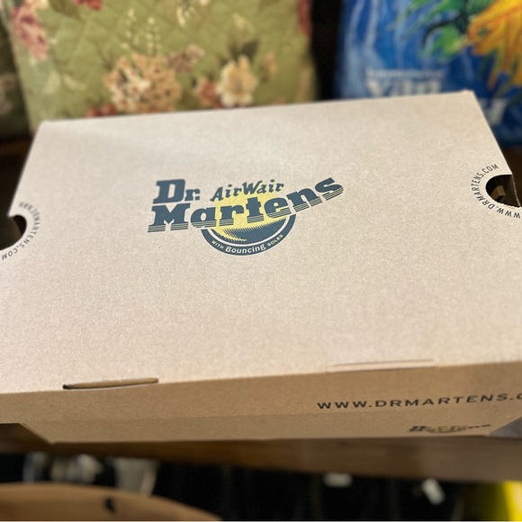 Dr Martens Women’s 6 1460 NIB! - Picture 10 of 10